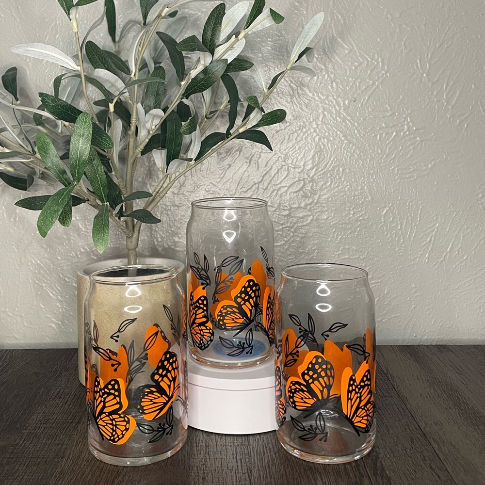 Butterfly glass cups